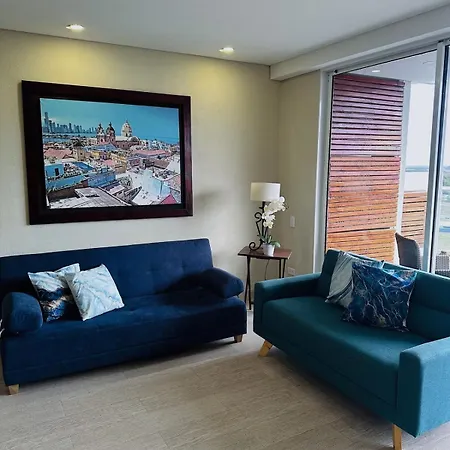 Exclusive With Private Jacuzzi Apartment